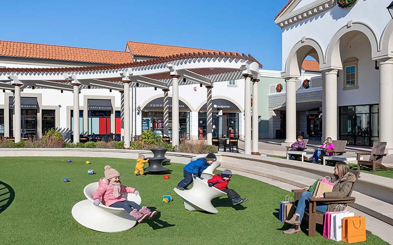 Tanger Outlets Deer Park